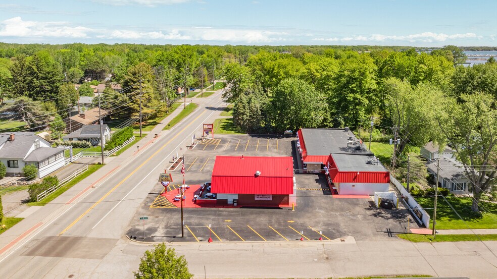 More Photos Of 35628 Jefferson Ave, Harrison Township Medical For Lease