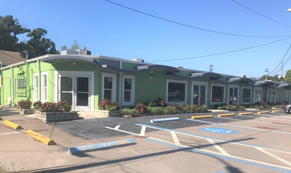 More Photos Of 5702 Gulfport Blvd S, Gulfport Office For Lease