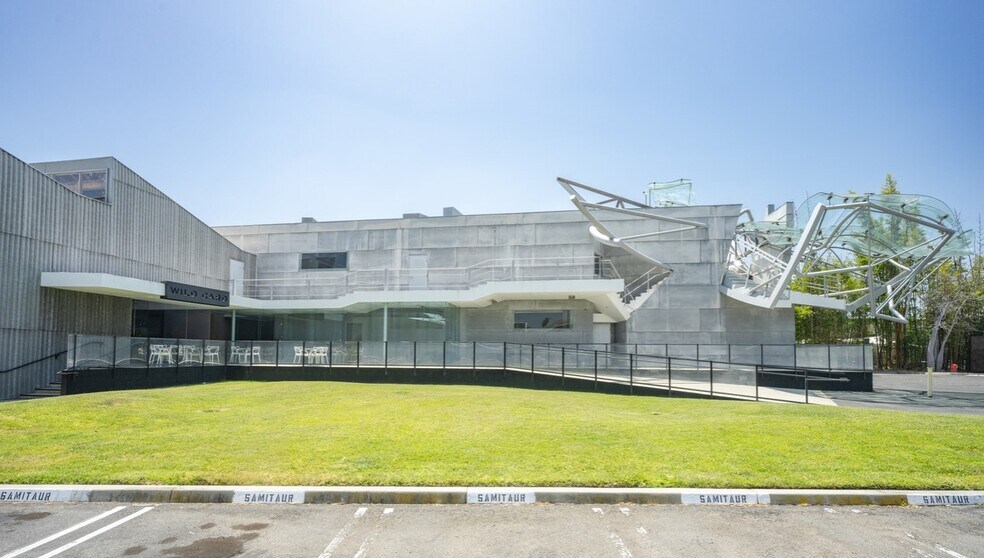 More Photos Of 3532 Hayden Ave, Culver City Unknown For Lease