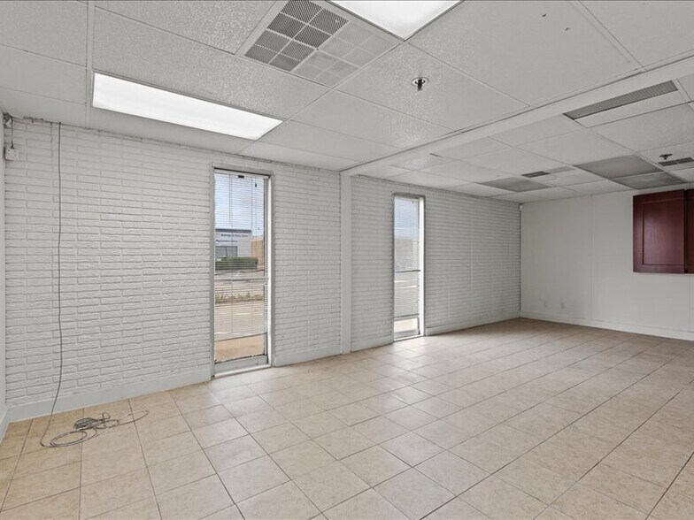 More Photos Of , Garland Unknown For Sale