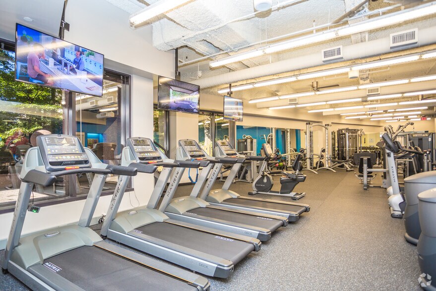 More Photos Of 2727 Paces Ferry Rd SE, Atlanta Office For Lease