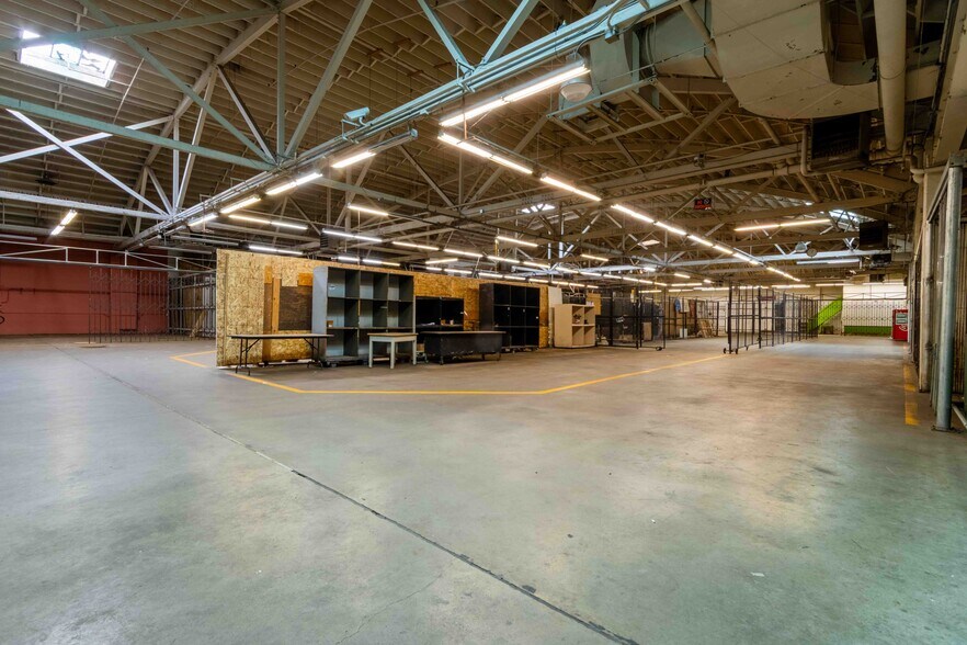 More Photos Of 610-690 Brannan St, San Francisco Warehouse For Lease