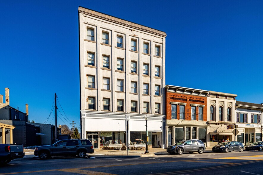 More Photos Of 113 S Main St, Urbana Apartments For Lease