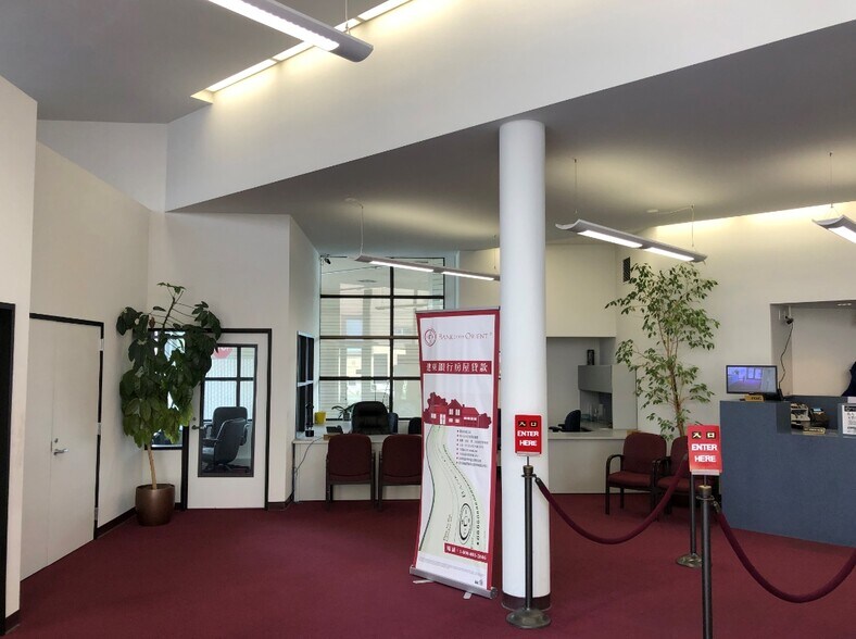 More Photos Of 317-319 6th Ave, San Francisco Bank For Sale