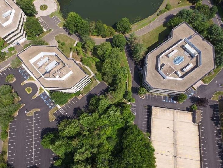 More Photos Of 4 Armstrong Rd, Shelton Office For Lease