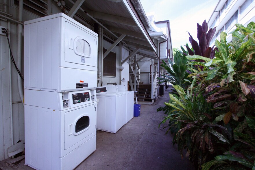 More Photos Of 1415 Kinau St, Honolulu Apartments For Sale