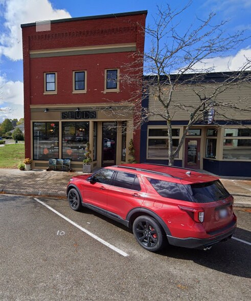 Primary Photo Of 116 S Lake St, Boyne City Storefront Retail Office For Lease
