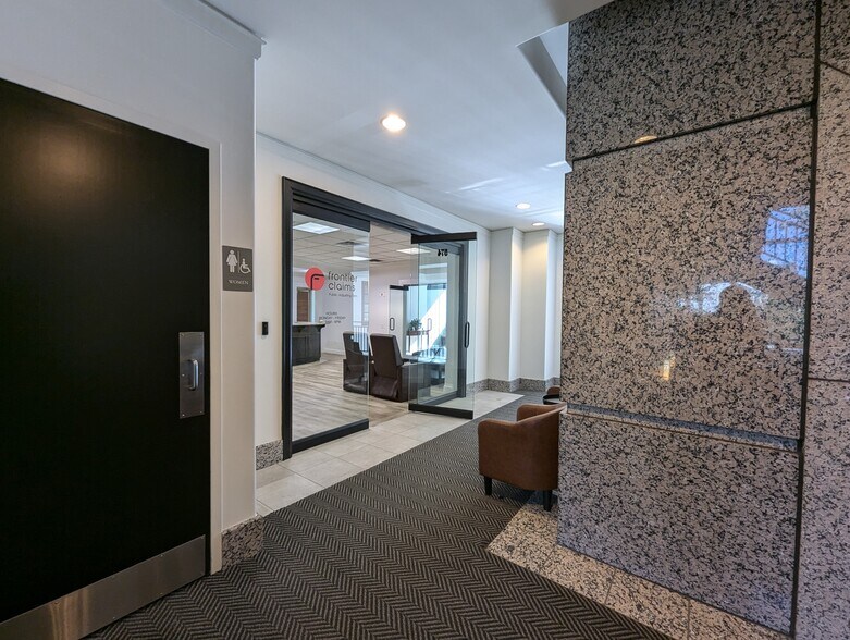 More Photos Of 574-584 S State St, Orem Office For Sale