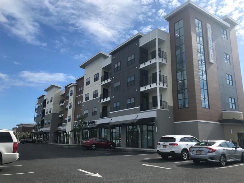 More Photos Of 15 Clifton Country Rd, Clifton Park Apartments For Lease