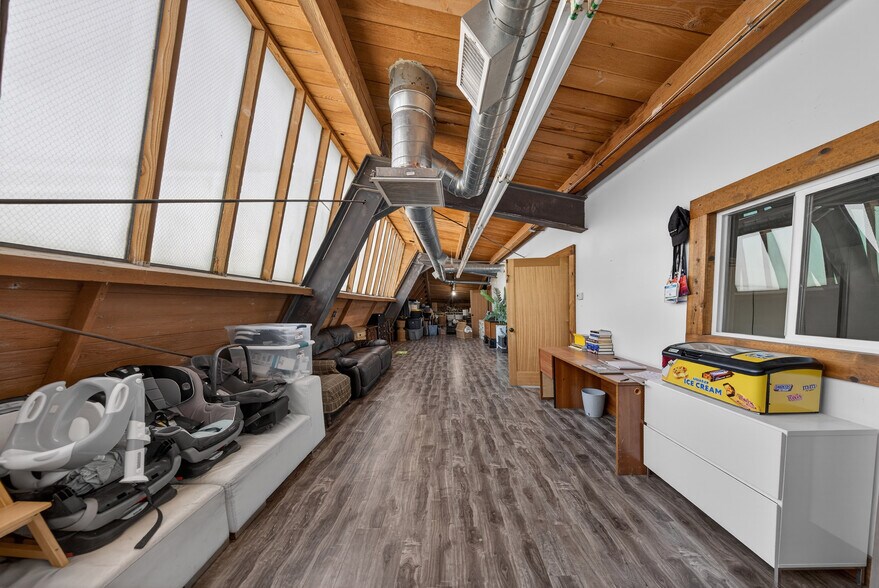 More Photos Of 5221 Pacific Blvd, Huntington Park Warehouse For Lease