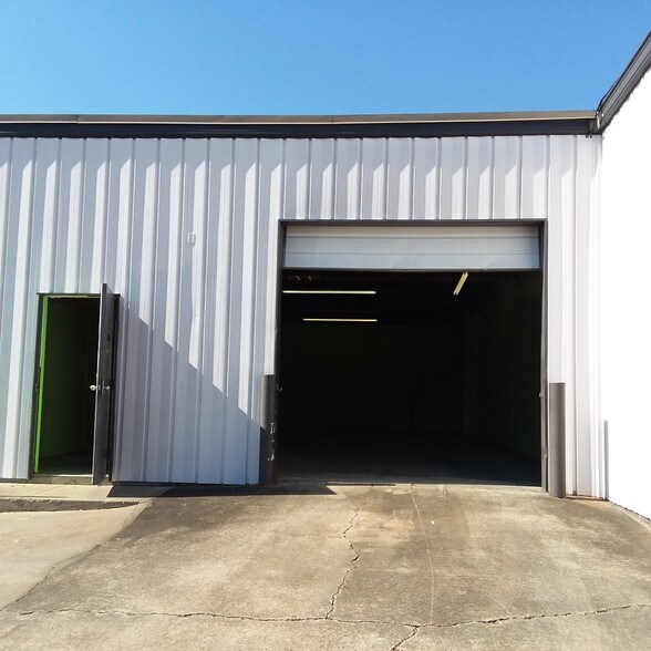 More Photos Of 712-722 Oliver Rd, Montgomery Light Distribution For Sale