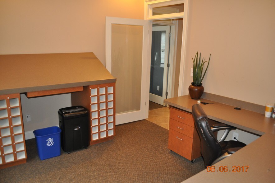 More Photos Of 4485 Tench Rd, Suwanee Office For Sale