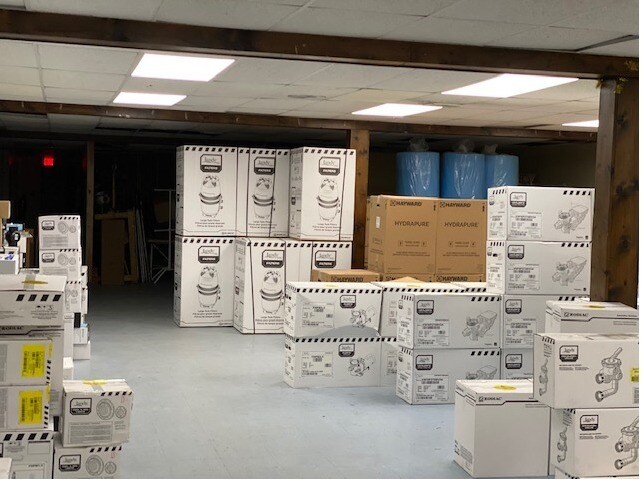 More Photos Of 200 Levittown Pky, Hicksville General Retail For Sale