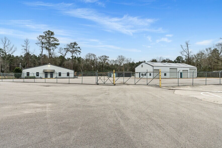 More Photos Of 2200 Sciaaca Rd, Spring Office For Sale