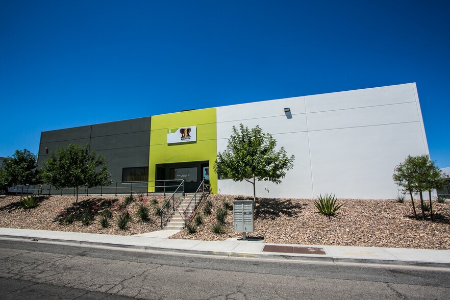 More Photos Of 6285 S Mojave Rd, Las Vegas Unknown For Lease