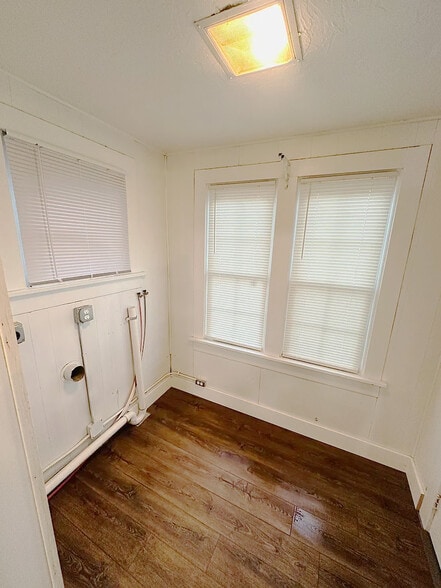 More Photos Of 3471 W 41st St, Cleveland Storefront Retail Residential For Sale