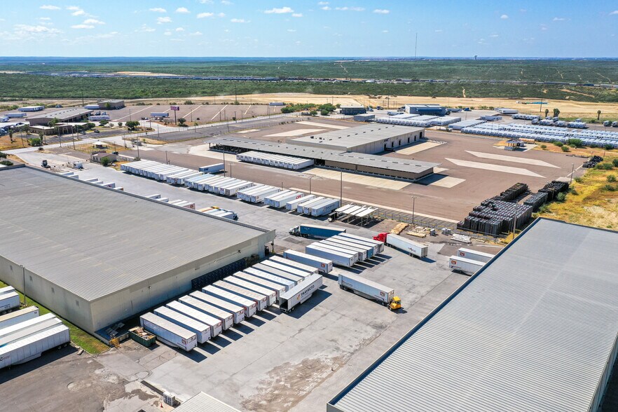 Primary Photo Of 13145 S Unitec Dr, Laredo Truck Terminal For Sale