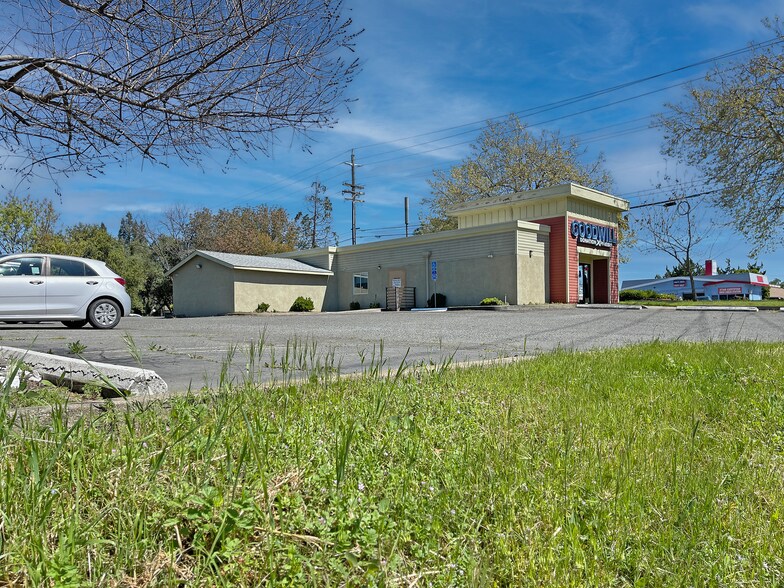 More Photos Of 11101 Fair Oaks, Fair Oaks Medical For Lease