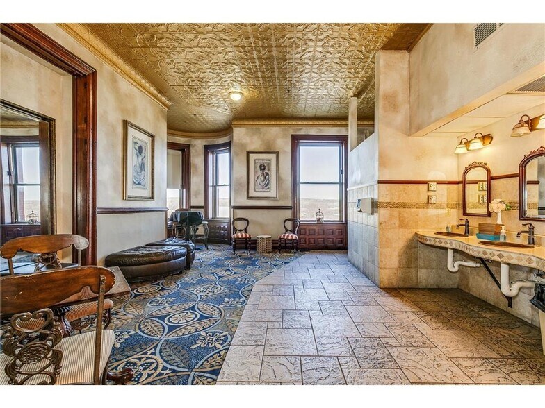 More Photos Of 200 N Concord Exchange, South Saint Paul Lodge Meeting Hall For Sale