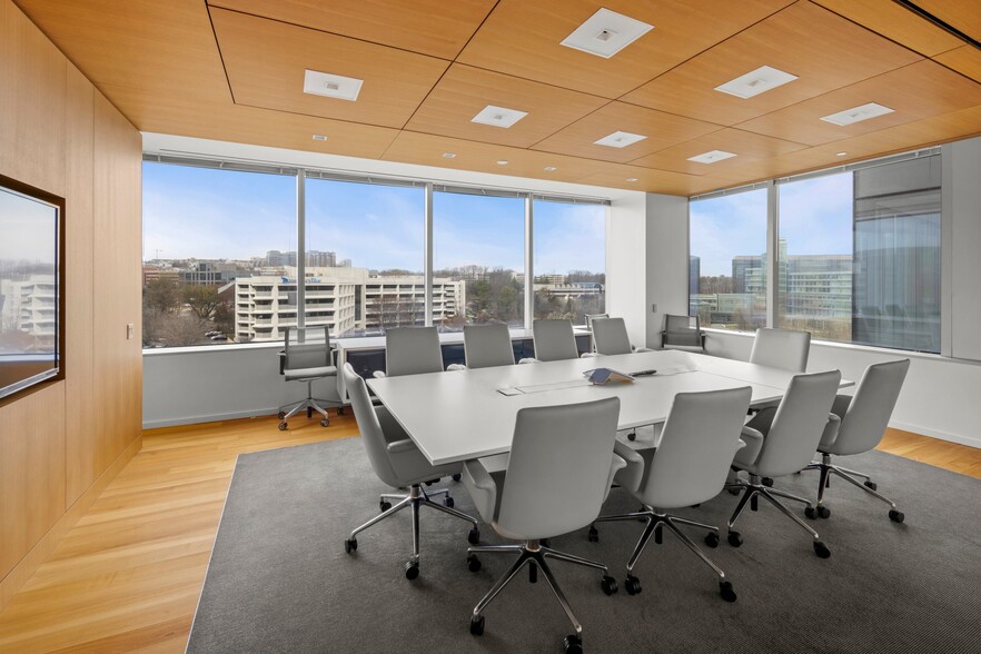 More Photos Of 7940 Jones Branch Dr, McLean Office For Lease