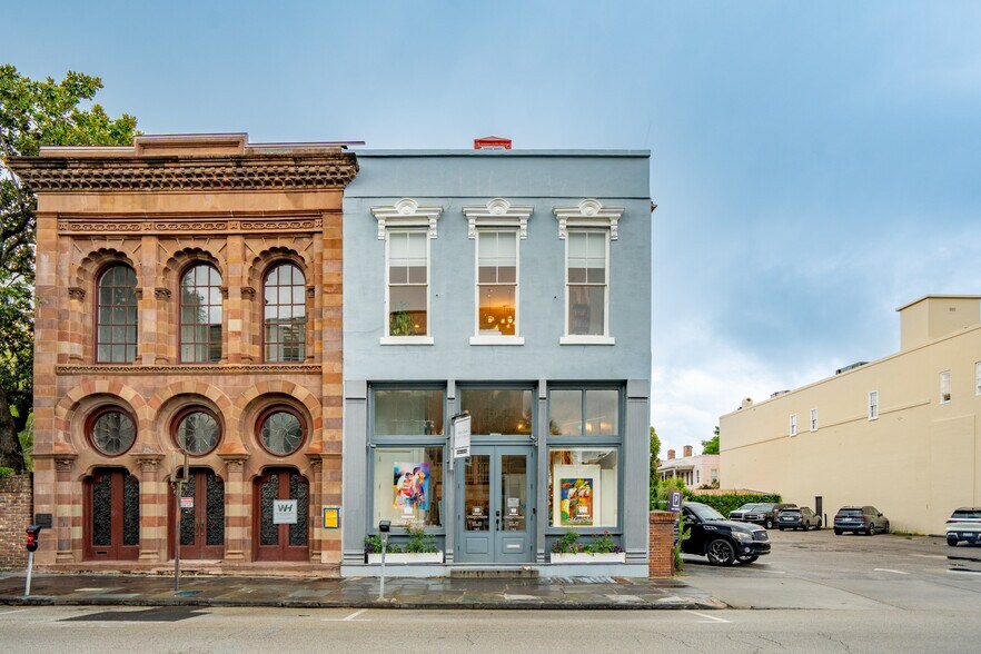 More Photos Of 143 E Bay St, Charleston Storefront Retail Office For Lease