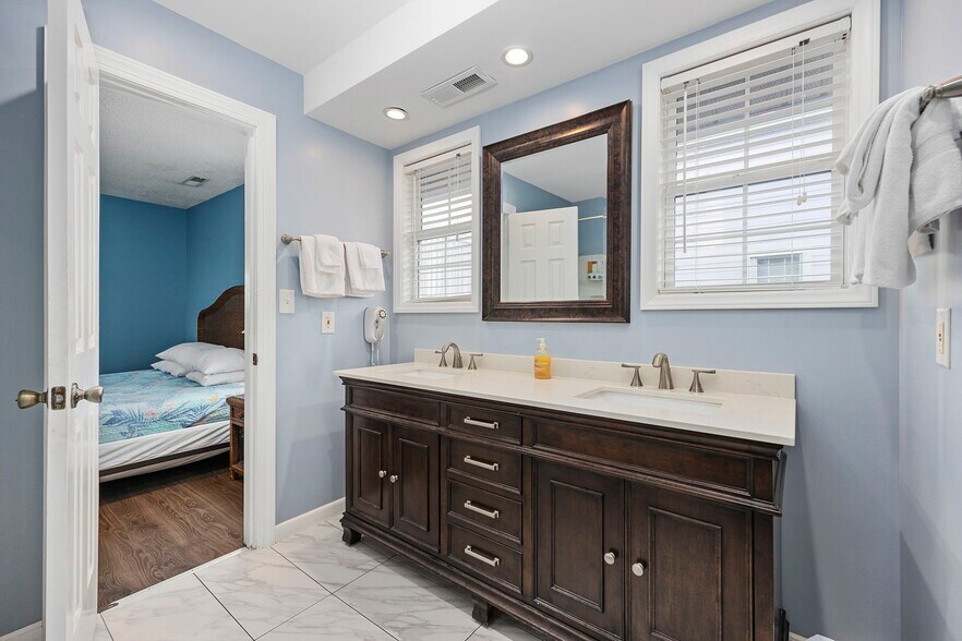 More Photos Of 510 S Ocean Blvd, Surfside Beach Multifamily For Sale