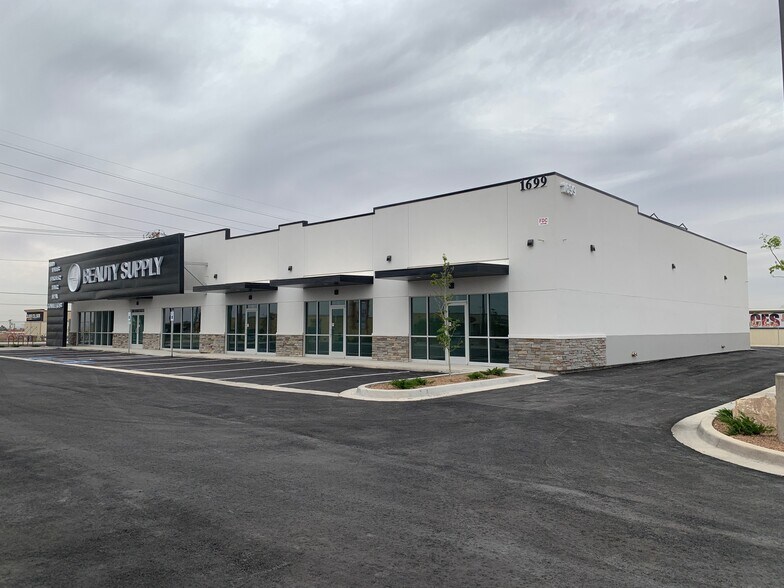 More Photos Of 1699 N Zaragoza Rd, El Paso Storefront Retail Office For Lease