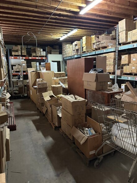 More Photos Of 4223 W Jefferson Blvd, Los Angeles Manufacturing For Lease
