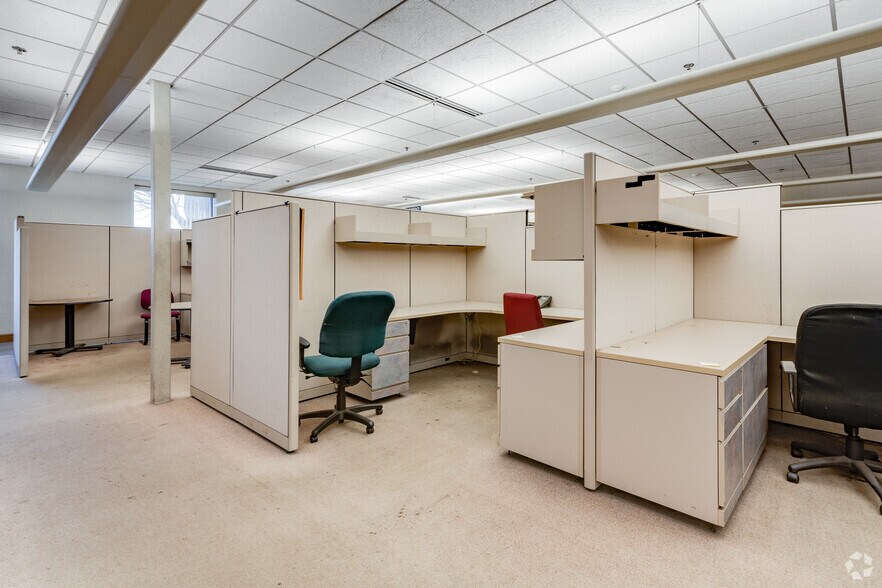 More Photos Of 201 Brandon St, Auburn Warehouse For Lease