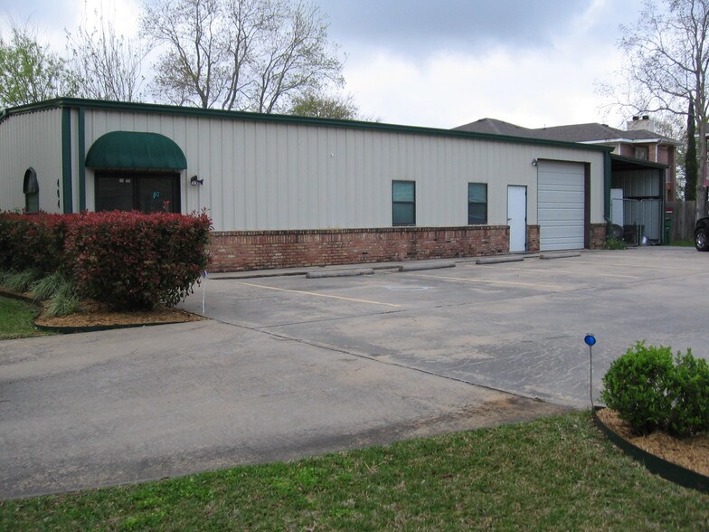 More Photos Of 404 Newport Blvd, League City Office For Lease