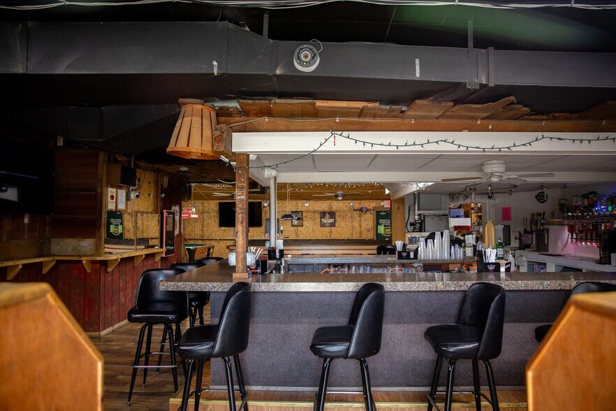 More Photos Of 22572 Bridgeville Hwy, Seaford Auto Dealership For Sale