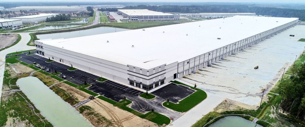 More Photos Of 521 Morgan Lakes Industrial Blvd, Pooler Warehouse For Lease