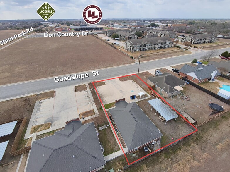 Primary Photo Of 1020 Guadalupe St, Lockhart Office For Sale