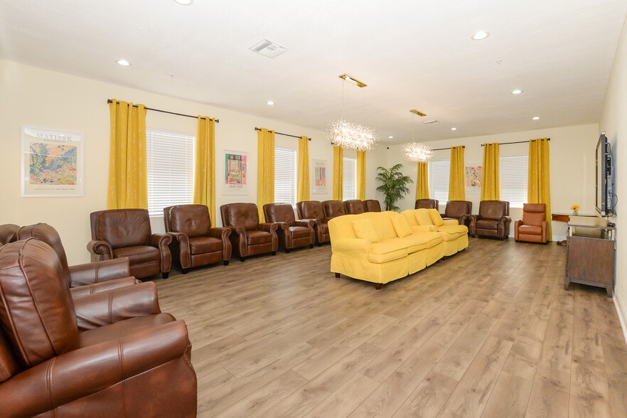 More Photos Of 4201 S 25th St, Fort Pierce Assisted Living For Sale