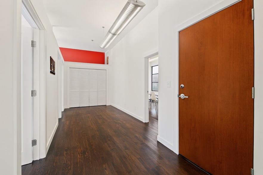 More Photos Of 1717-1719 Powell St, San Francisco Office For Lease