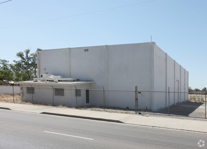 More Photos Of 415 W 3rd St, Hanford Warehouse For Sale