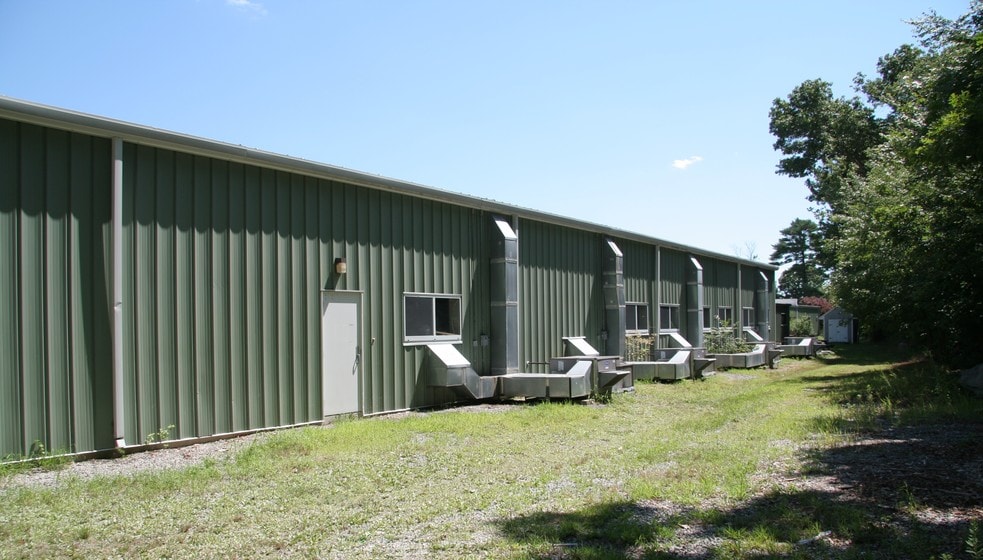 More Photos Of 9 Clayton Rd, Middleborough Manufacturing For Lease