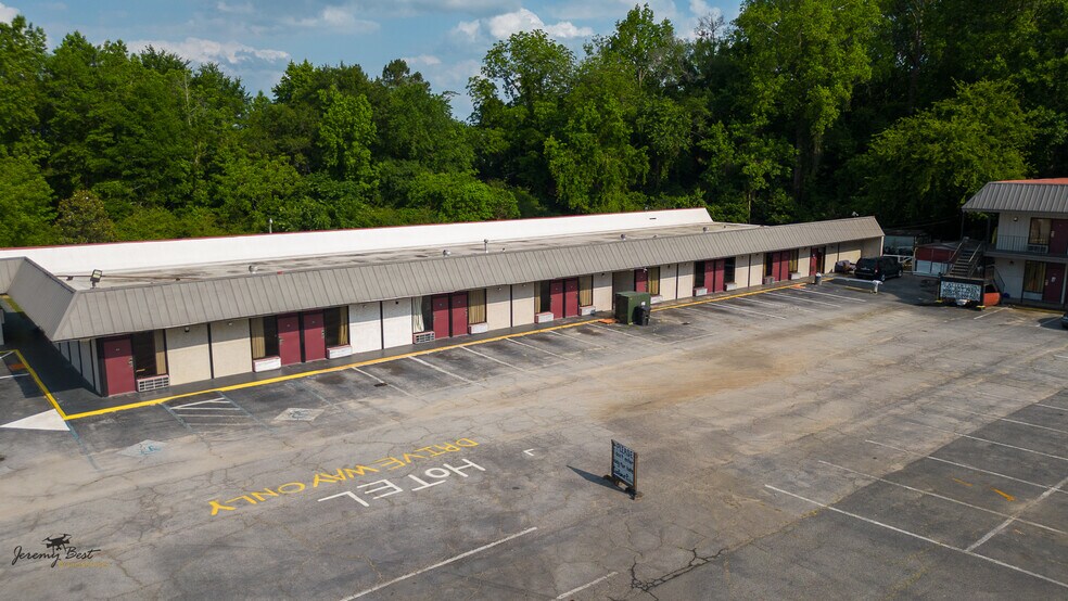 More Photos Of 1503 E 1st St, Vidalia Hotel For Sale