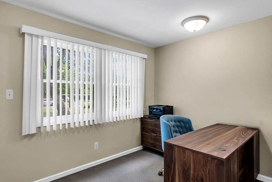 More Photos Of 8-10 Tindall Rd, Middletown Office For Lease