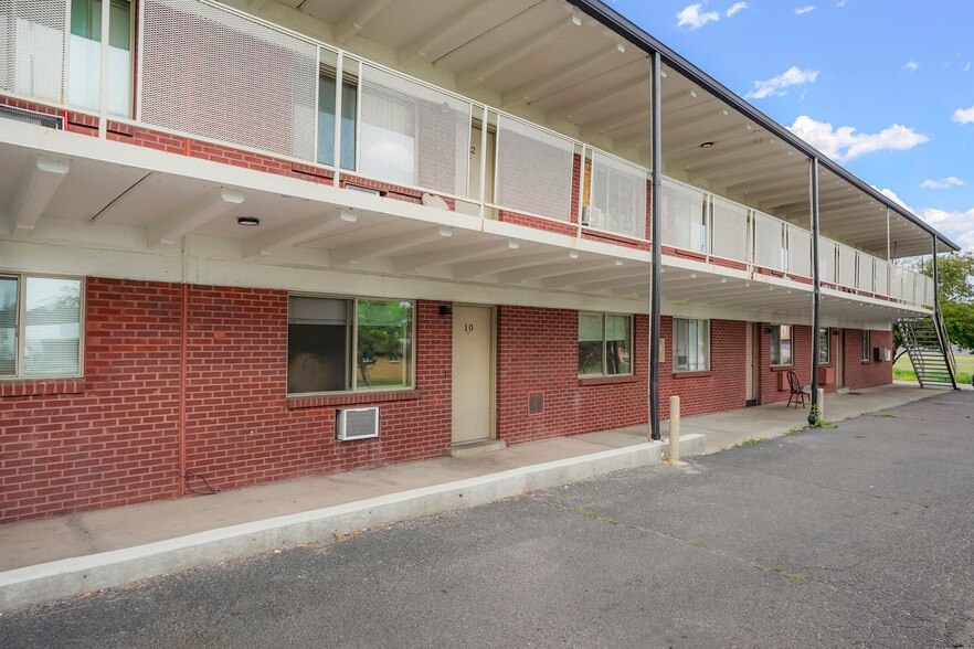 More Photos Of 7300-7310 W 10th Ave, Lakewood Apartments For Sale