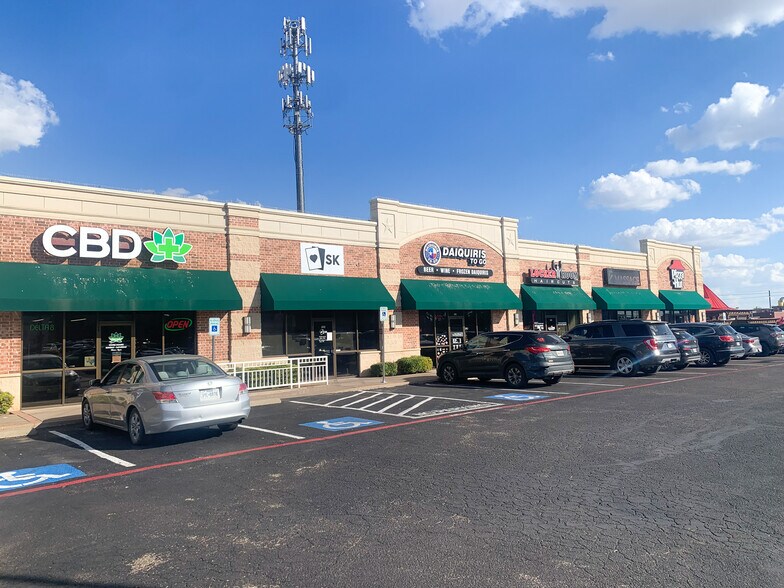 More Photos Of 305 Frankford Ave, Lubbock Unknown For Lease