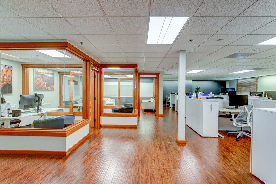 More Photos Of 155 El Camino Real, Tustin Office For Lease