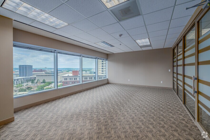 Photo of 9th Floor Ste 