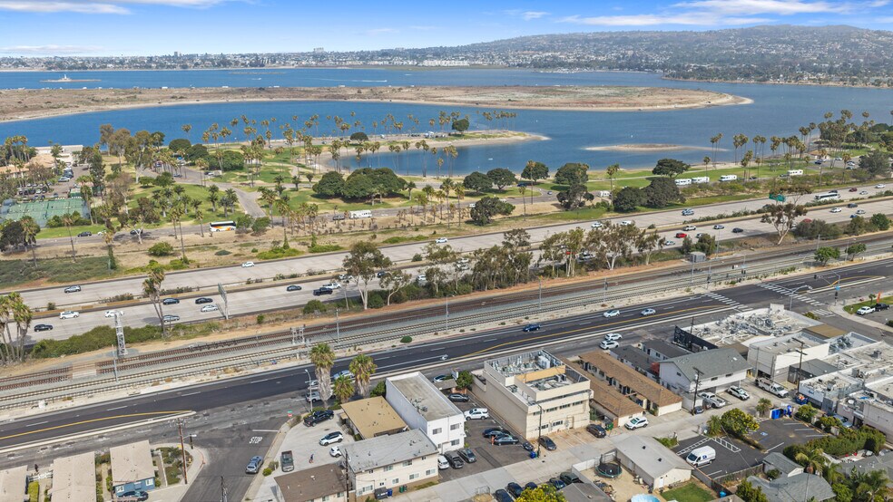 More Photos Of 1915-17 1915-17 Morena Blvd, San Diego Office For Sale