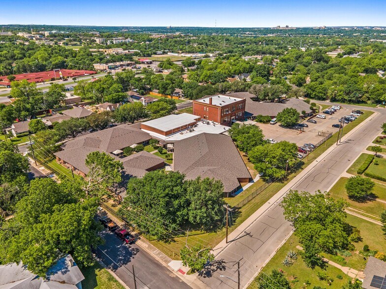 More Photos Of 2601 Tandy Ave, Fort Worth Assisted Living For Sale