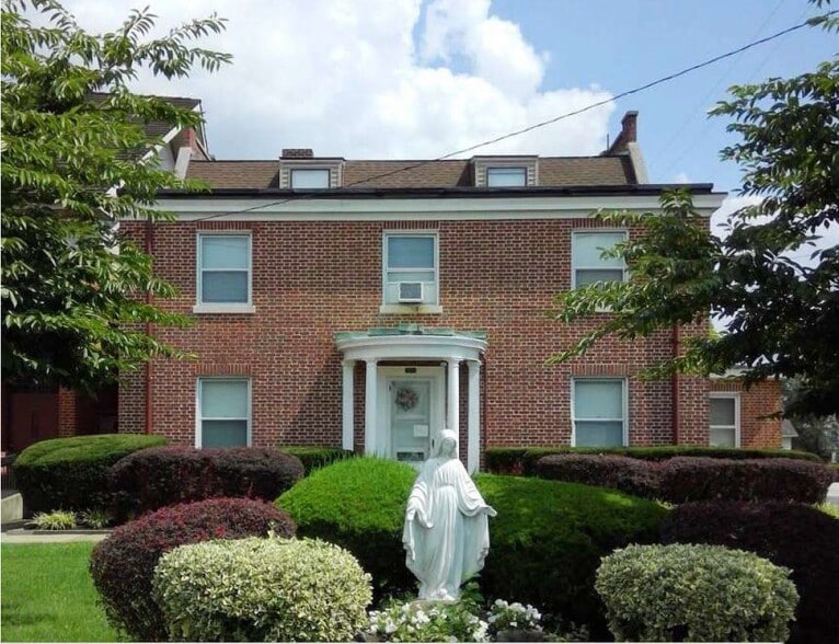 More Photos Of 3803 4th St, Brooklyn Religious Facility For Sale