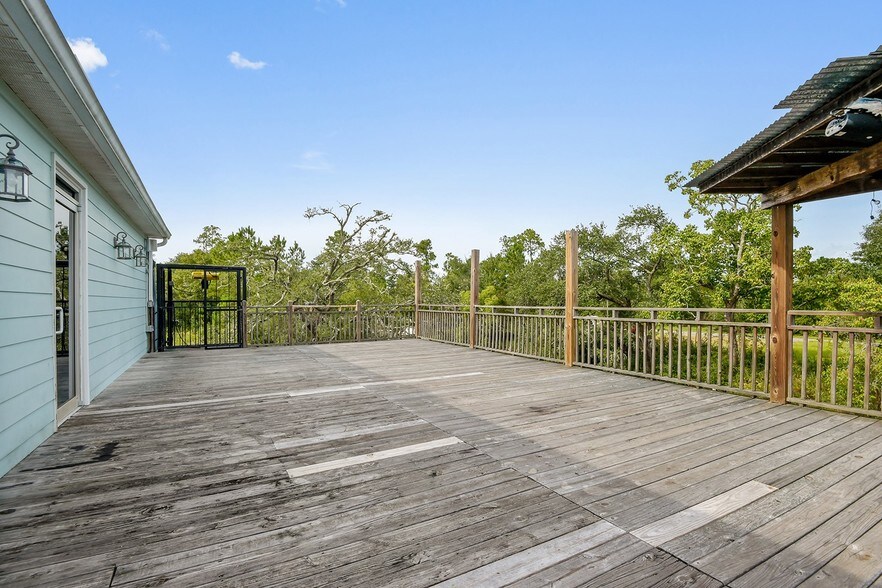 More Photos Of 10408 Highway 603, Bay Saint Louis Restaurant For Lease