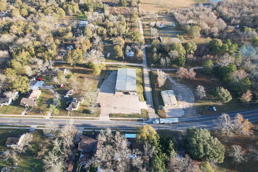 More Photos Of 381 E 1st St, Groveton Freestanding For Sale