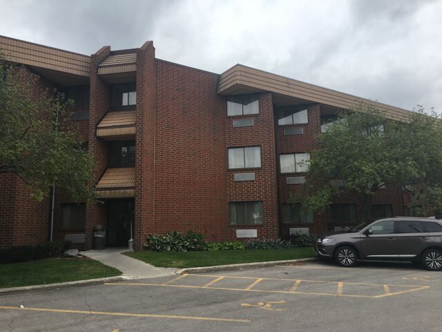 More Photos Of 101 Maritime Dr, Manitowoc Hotel For Sale