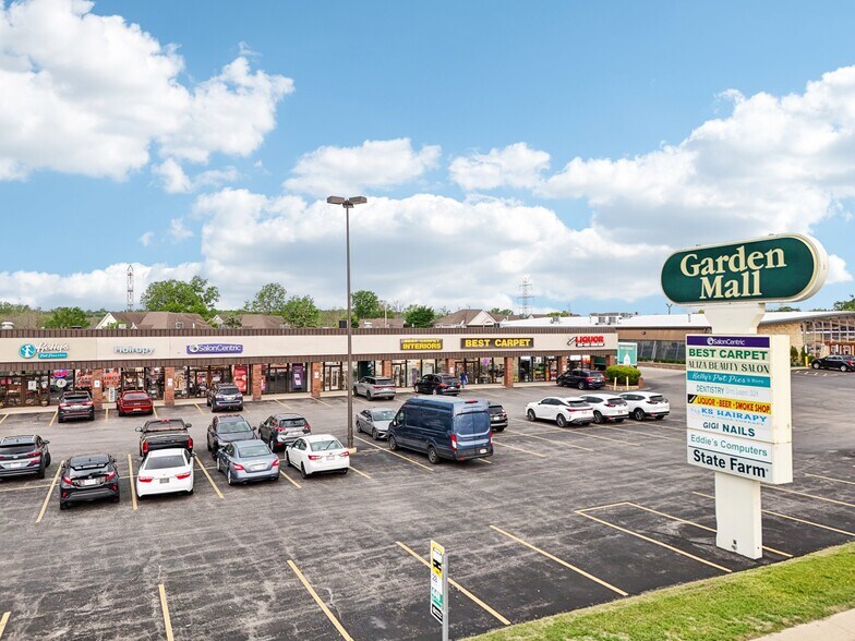 More Photos Of 3765-3793 S 108th St, Greenfield Storefront For Lease